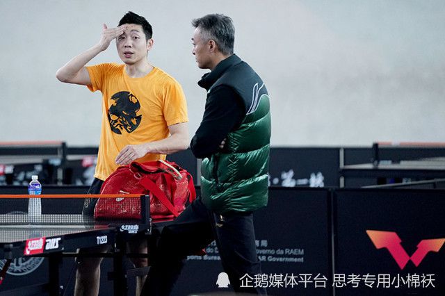 其中杂糅了整个古罗马帝国的兴衰史，从凯撒一直描绘到了屋大维